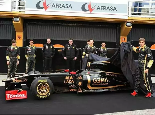Witali Petrow, Ho-Pin Tung, Robert Kubica, Romain Grosjean, Eric Boullier, Bruno Senna, Jan Charouz Titel-Bild zur News: Witali Petrow, Ho-Pin Tung, Robert Kubica, Romain Grosjean, Eric Boullier, Bruno Senna, Jan Charouz