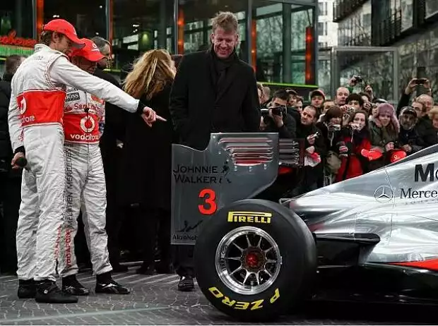 Jenson Button, Lewis Hamilton Titel-Bild zur News: Jenson Button, Lewis Hamilton