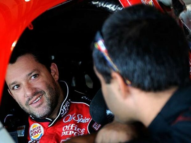 Juan Pablo Montoya, Tony Stewart