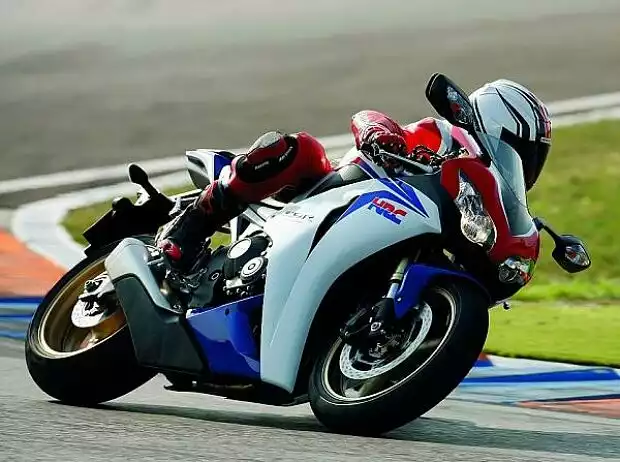 Honda CBR 600 RR Titel-Bild zur News: Honda CBR 600 RR