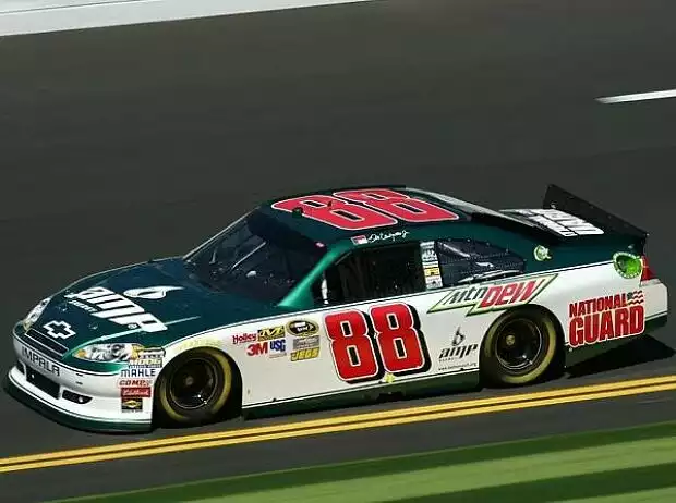 Dale Earnhardt Jun. Titel-Bild zur News: Dale Earnhardt Jun.