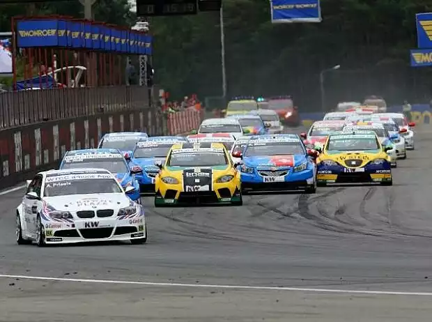 Andy Priaulx Titel-Bild zur News: Andy Priaulx