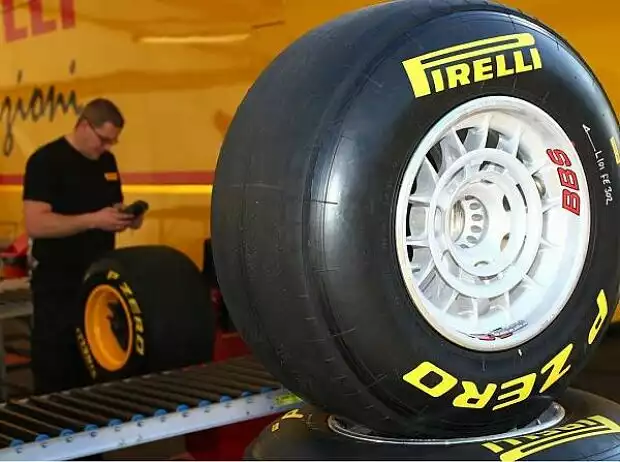 Titel-Bild zur News: Pirelli-Reifen