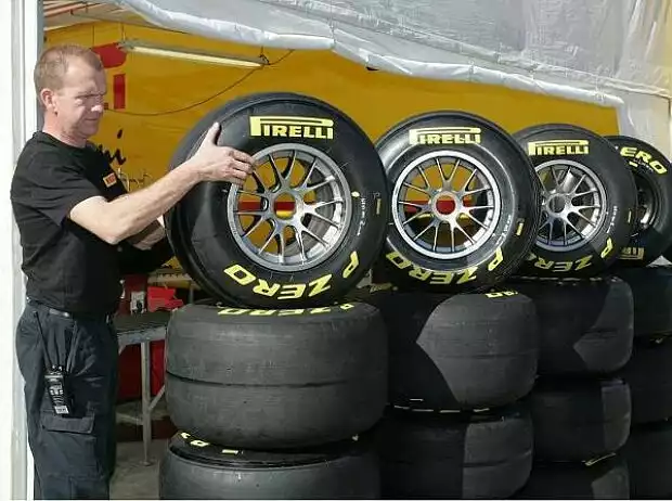 Titel-Bild zur News: Pirelli-Reifen