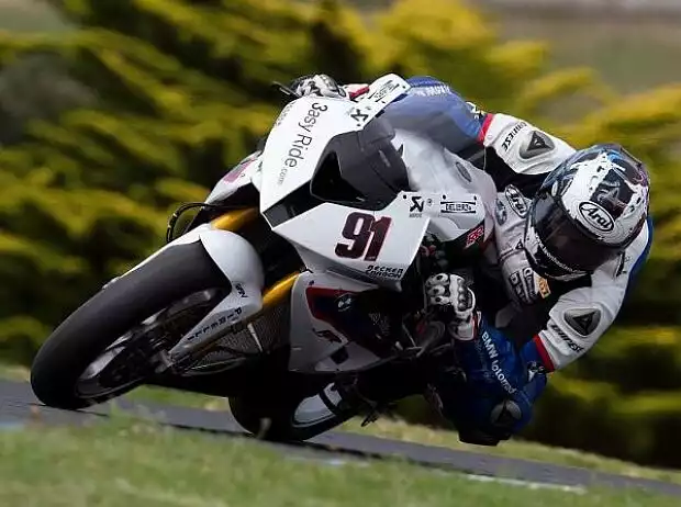 Leon Haslam Titel-Bild zur News: Leon Haslam