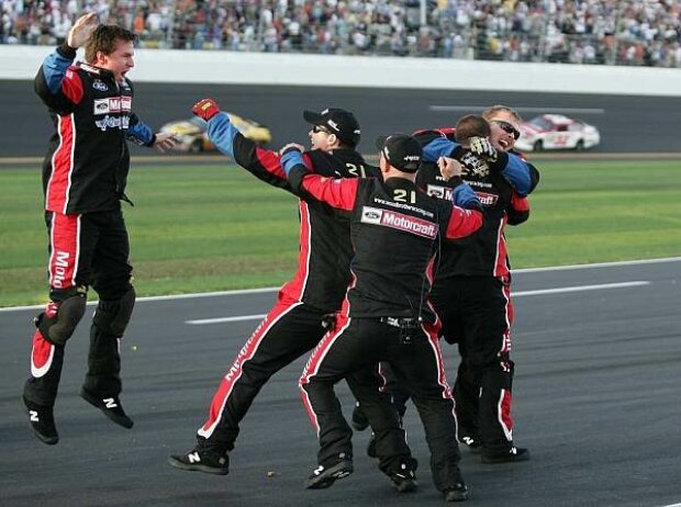 Wood Brothers Wood Brothers