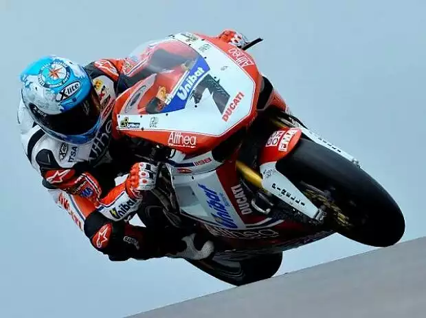 Carlos Checa Titel-Bild zur News: Carlos Checa