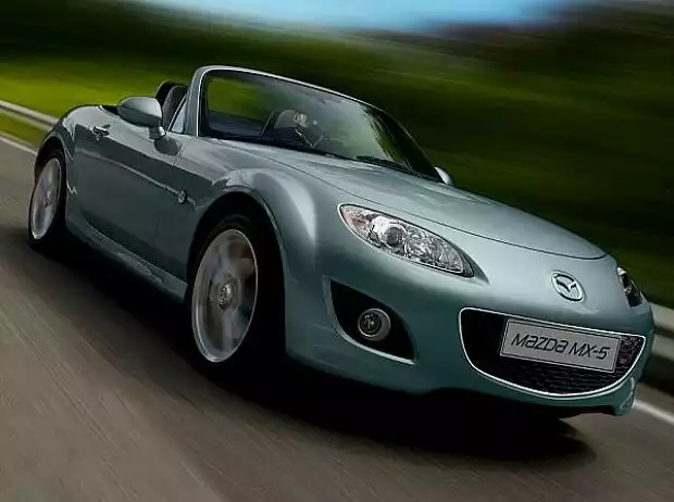 Mazda MX-5 Kaminari Titel-Bild zur News: Mazda MX-5 Kaminari