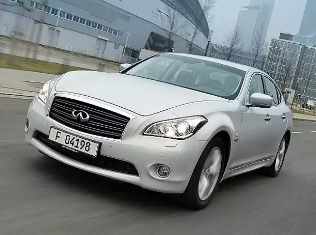 Infiniti M35h Titel-Bild zur News: Infiniti M35h