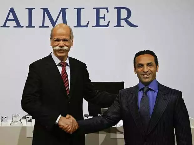 Dieter Zetsche und Khadem Al Qubaisi Titel-Bild zur News: Dieter Zetsche und Khadem Al Qubaisi
