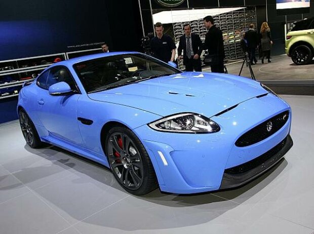 Titel-Bild zur News: Jaguar XKR-S