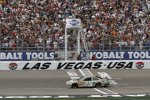 Carl Edwards (Roush) gewinnt das Kobalt Tools 400