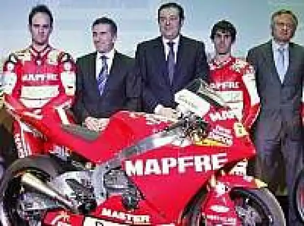 Julian Simon, Javier Fores Titel-Bild zur News: Julian Simon, Javier Fores