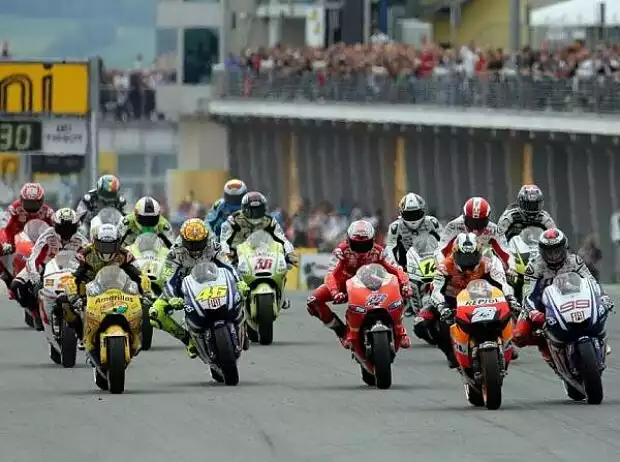 MotoGP-Start Titel-Bild zur News: MotoGP-Start