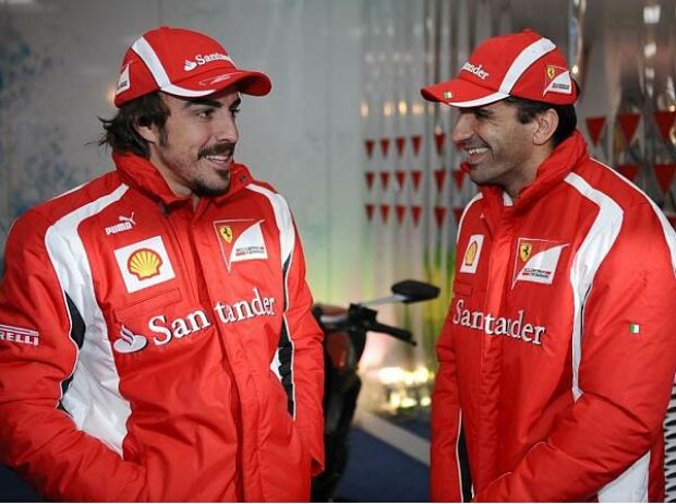 Titel-Bild zur News: Marc Gene, Fernando Alonso
