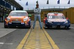 Carlos Bueno (Chevrolet) mit seinen beiden Autos für das Curitiba-Wochenende