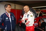 Gabriele Tarquini (Lukoil-Sunred) im Gespräch mit Roberto Ravaglia (ROAL)