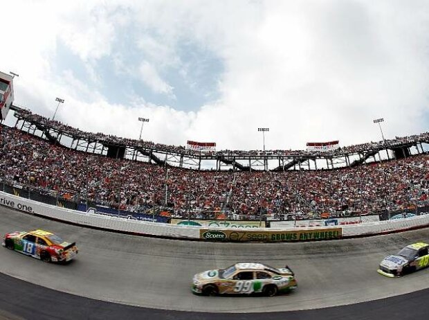 Kyle Busch, Carl Edwards, Jimmie Johnson Kyle Busch, Carl Edwards, Jimmie Johnson