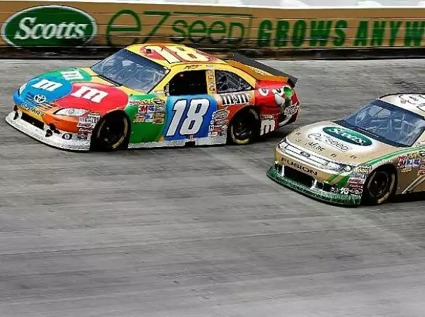 Kyle Busch, Carl Edwards Titel-Bild zur News: Kyle Busch, Carl Edwards
