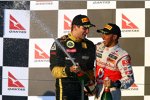 Witali Petrow (Renault) und Lewis Hamilton (McLaren) 