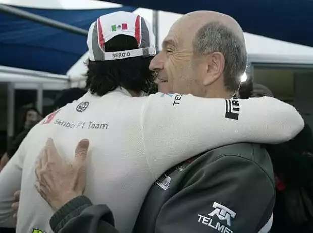 Sergio Perez und Peter Sauber Titel-Bild zur News: Sergio Perez und Peter Sauber