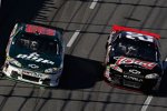 Dale Earnhardt Jun. (Hendrick) verliert die Führung an Kevin Harvick (Childress)