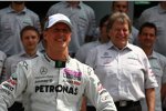 Michael Schumacher (Mercedes) Norbert Haug (Mercedes-Motorsportchef) 
