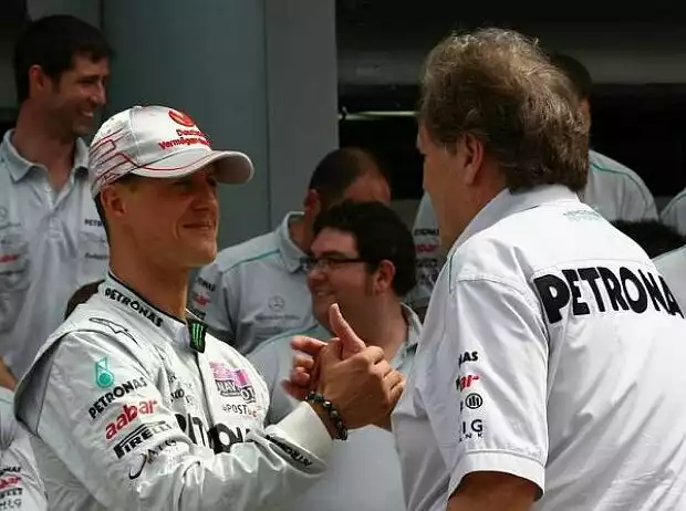 Michael Schumacher und Norbert Haug Titel-Bild zur News: Michael Schumacher und Norbert Haug