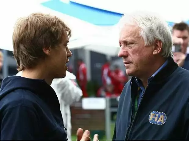 Sebastian Vettel und Charlie Whiting Titel-Bild zur News: Sebastian Vettel und Charlie Whiting