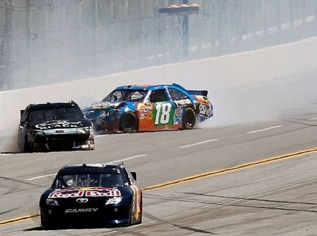 Kyle Busch, Denny Hamlin, Matt Kenseth Kyle Busch, Denny Hamlin, Matt Kenseth