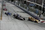 Kollision zwischen Will Power und Helio Castroneves (Penske) 