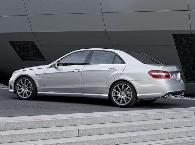 Mercedes-Benz E63 AMG Mercedes-Benz E63 AMG