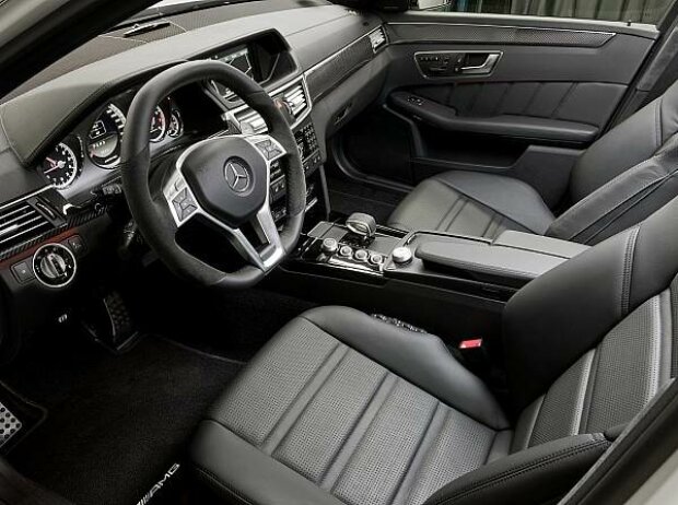 Mercedes-Benz E63 AMG Mercedes-Benz E63 AMG