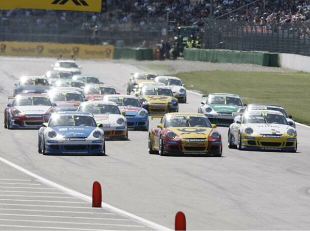 Titel-Bild zur News: Start zum Porsche Carrera-Cup