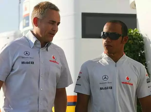 Lewis Hamilton, Martin Whitmarsh (Teamchef) Titel-Bild zur News: Lewis Hamilton, Martin Whitmarsh (Teamchef)