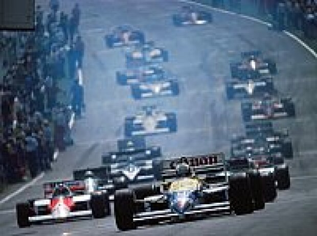 Nigel Mansell vor Alain Prost