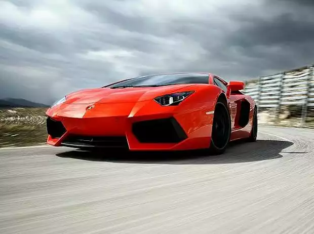 Lamborghini Aventador LP 700-4 Titel-Bild zur News: Lamborghini Aventador LP 700-4