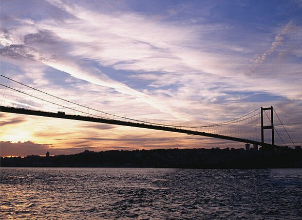 Die Bosporus-Brücke in Istanbul