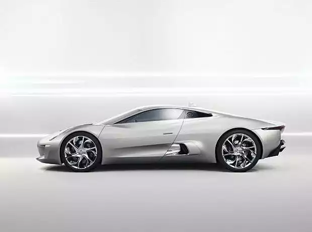 Jaguar C-X75 Titel-Bild zur News: Jaguar C-X75