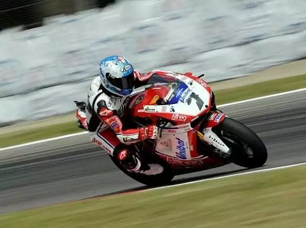 Carlos Checa Titel-Bild zur News: Carlos Checa