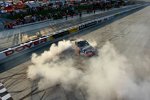 Kyle Busch gewinnt das Truck-Rennen von Dover