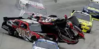 Clint Bowyer, Joey Logano