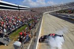 Victory Burnout von Matt Kenseth (Roush) 