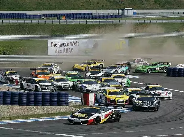 ADAC-GT-Masters Titel-Bild zur News: ADAC-GT-Masters