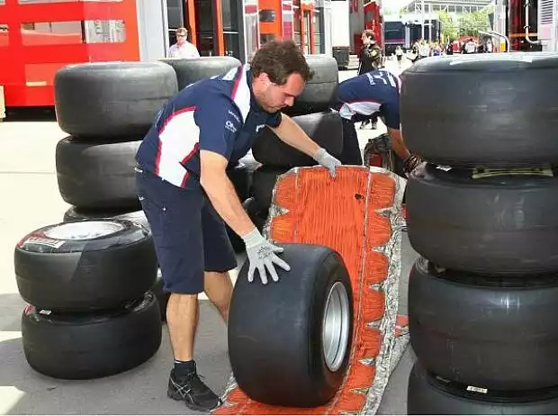 Pirelli-Reifen Titel-Bild zur News: Pirelli-Reifen