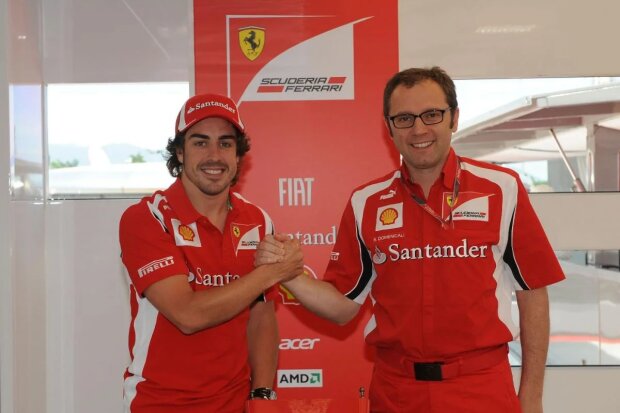  ~Fernando Alonso und Stefano Domenicali (Teamchef) (Ferrari)~          