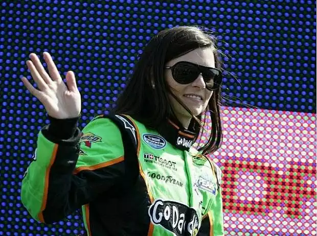Titel-Bild zur News: Danica Patrick