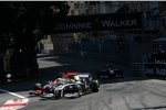 Pastor Maldonado (Williams) und Lewis Hamilton (McLaren) kollidieren