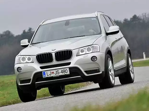 BMW X3 Titel-Bild zur News: BMW X3