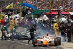 Dan Wheldon (Bryan Herta)